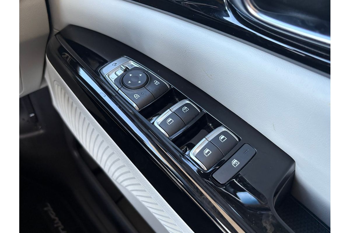 2020 Kia Carnival Si KA4