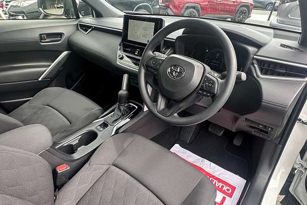 2024 Toyota Corolla Cross GX