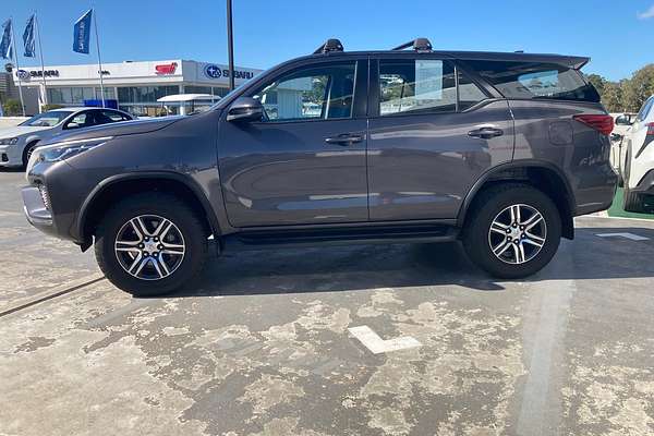2021 Toyota Fortuner GX GUN156R