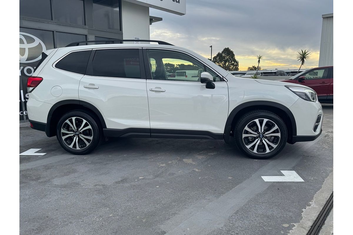 2021 Subaru Forester 2.5i Premium S5