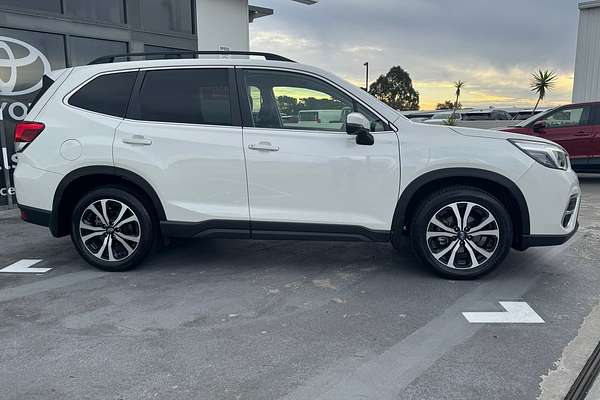 2021 Subaru Forester 2.5i Premium S5