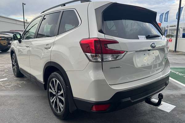 2021 Subaru Forester 2.5i Premium S5