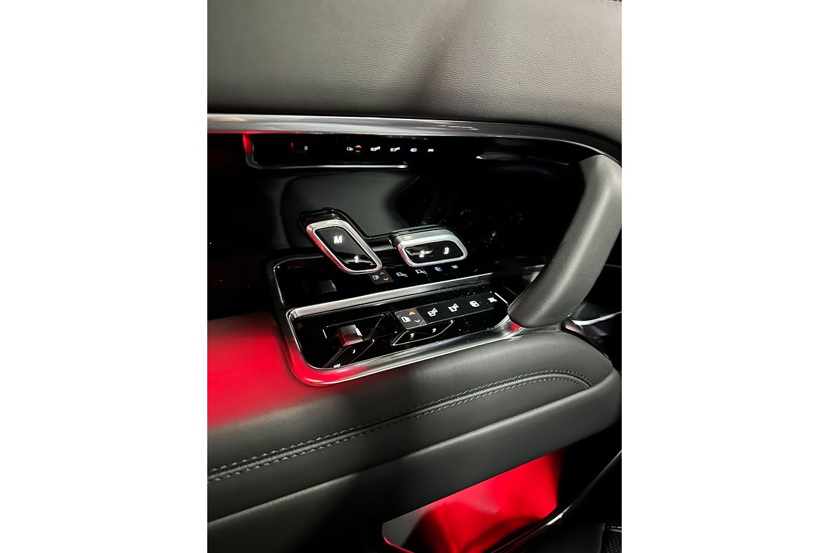 2025 Land Rover Range Rover P530 Autobiography L460