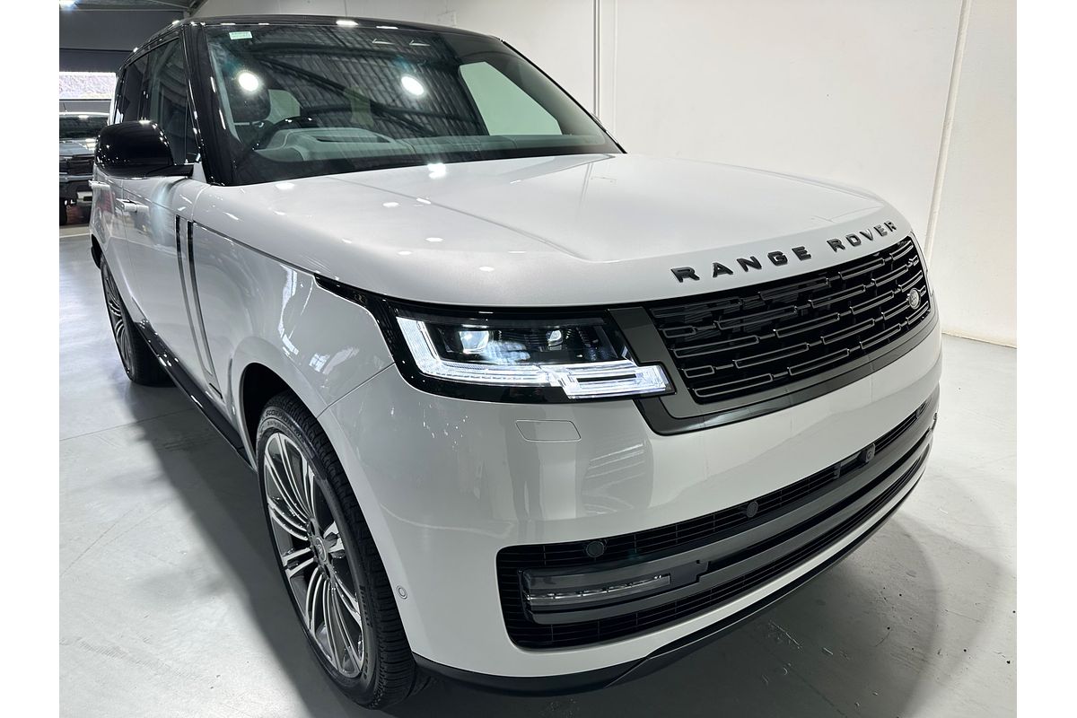 2025 Land Rover Range Rover P530 Autobiography L460