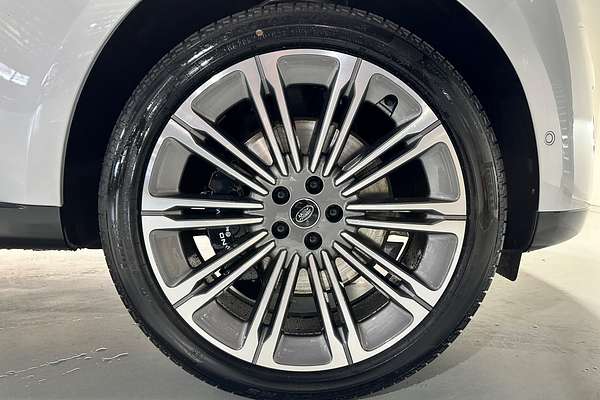 2025 Land Rover Range Rover P530 Autobiography L460