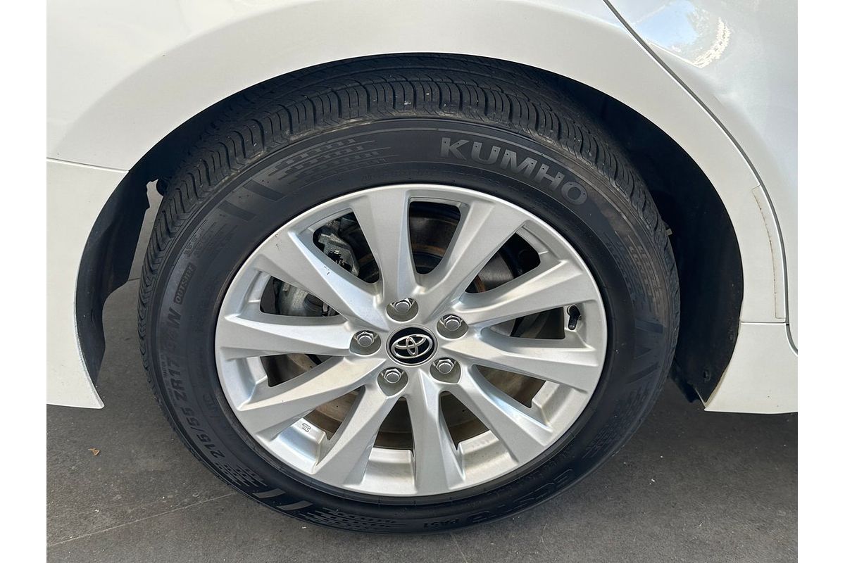 2018 Toyota Camry Ascent Sport AXVH71R
