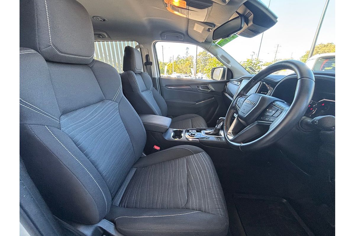 2023 Isuzu MU-X LS-U