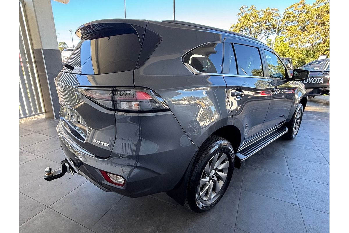 2023 Isuzu MU-X LS-U