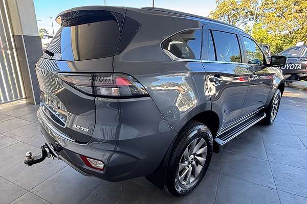 2023 Isuzu MU-X LS-U