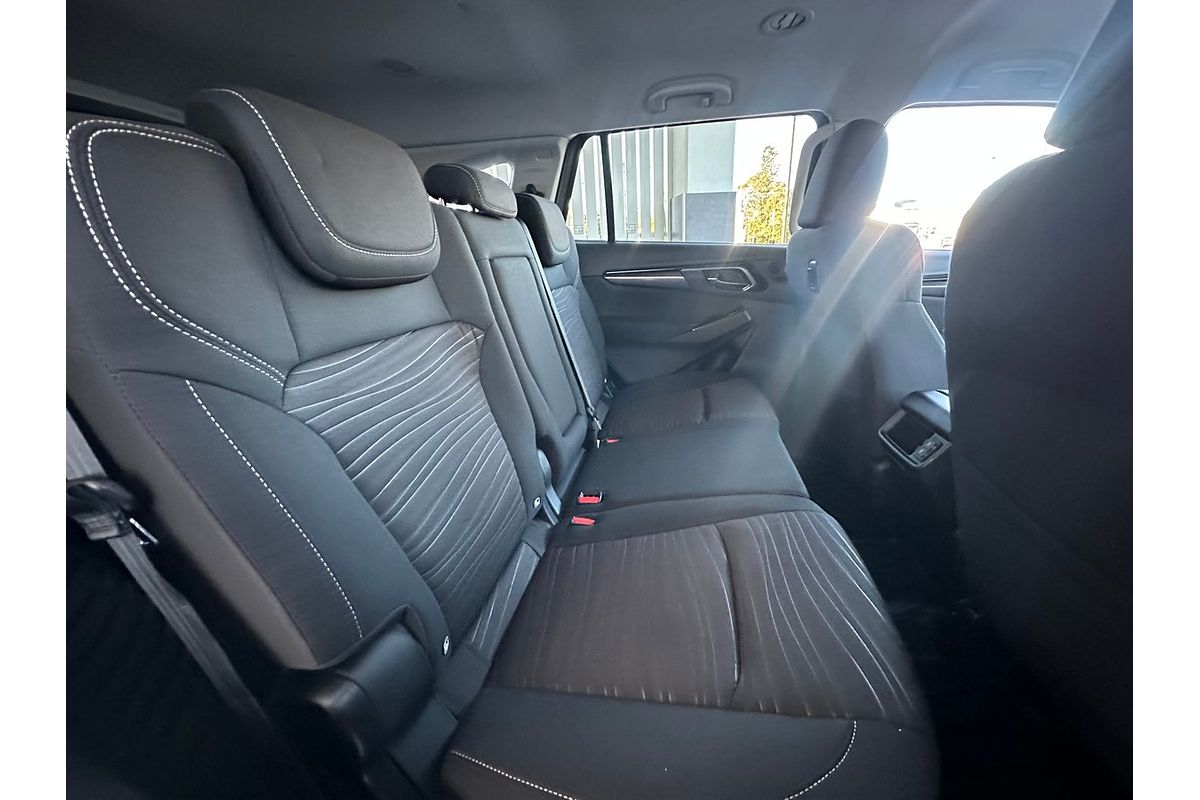 2023 Isuzu MU-X LS-U
