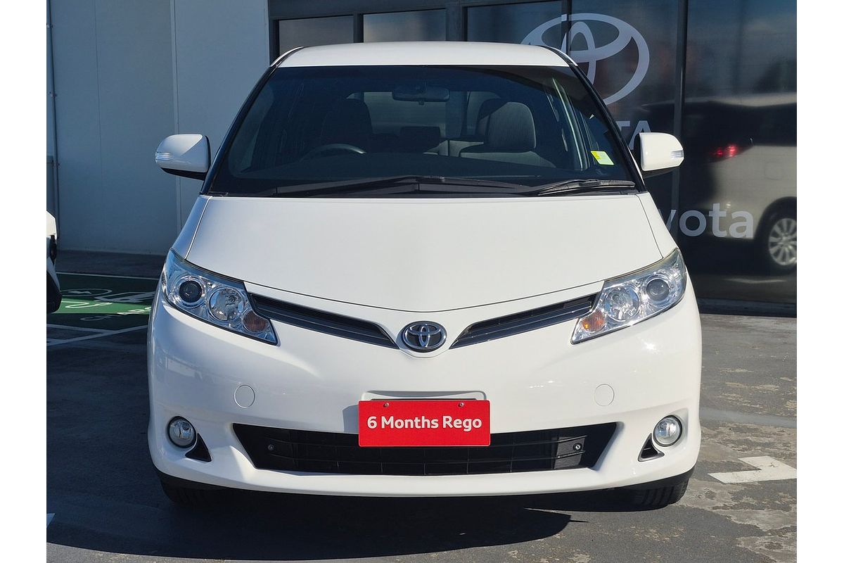 2017 Toyota Tarago GLi ACR50R