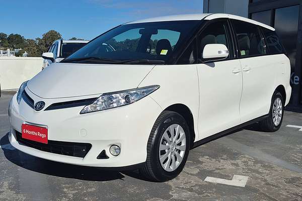 2017 Toyota Tarago GLi ACR50R