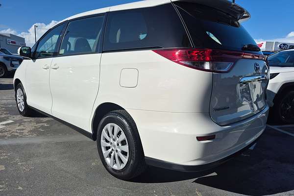 2017 Toyota Tarago GLi ACR50R