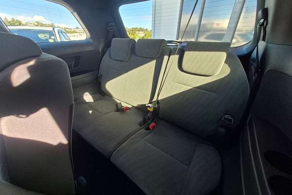 2017 Toyota Tarago GLi ACR50R