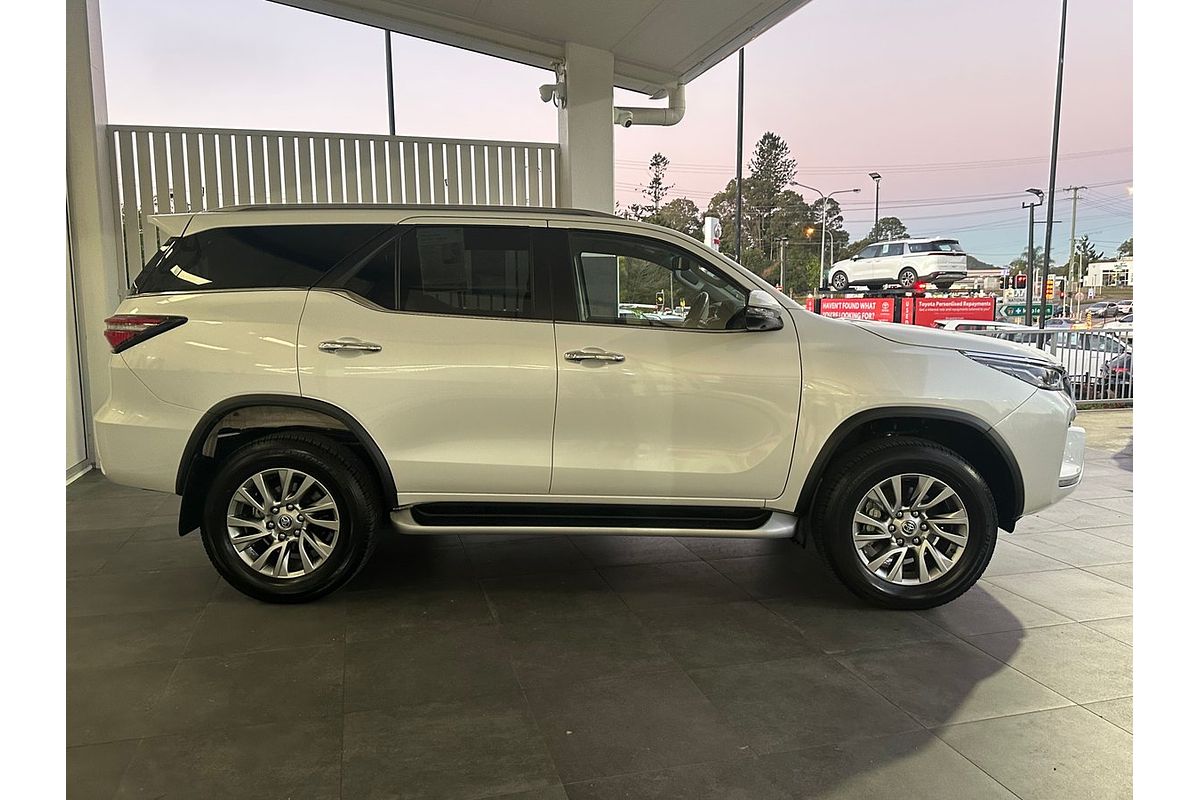 2024 Toyota Fortuner Crusade GUN156R