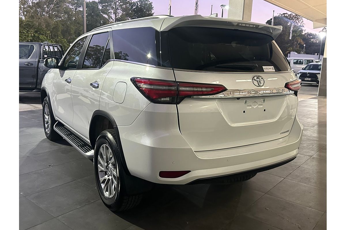 2024 Toyota Fortuner Crusade GUN156R