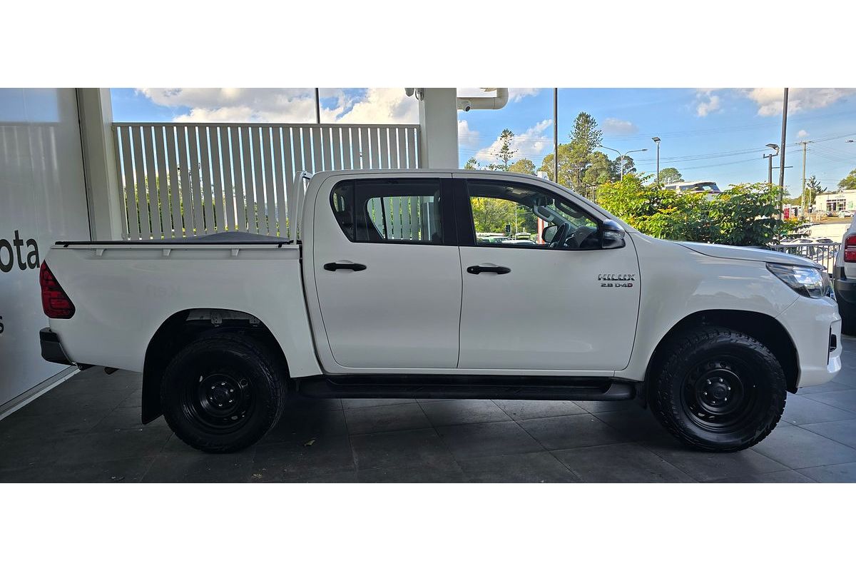 2018 Toyota Hilux SR GUN126R 4X4