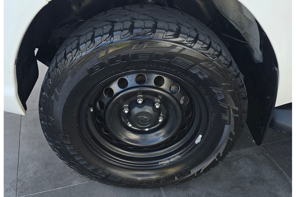 2018 Toyota Hilux SR GUN126R 4X4