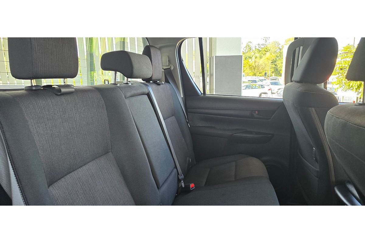 2018 Toyota Hilux SR GUN126R 4X4