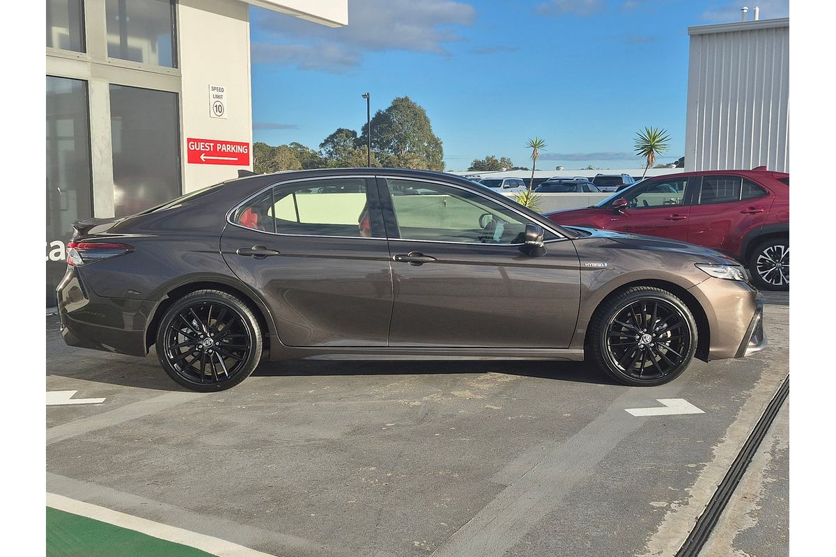 2023 Toyota Camry SX AXVH70R