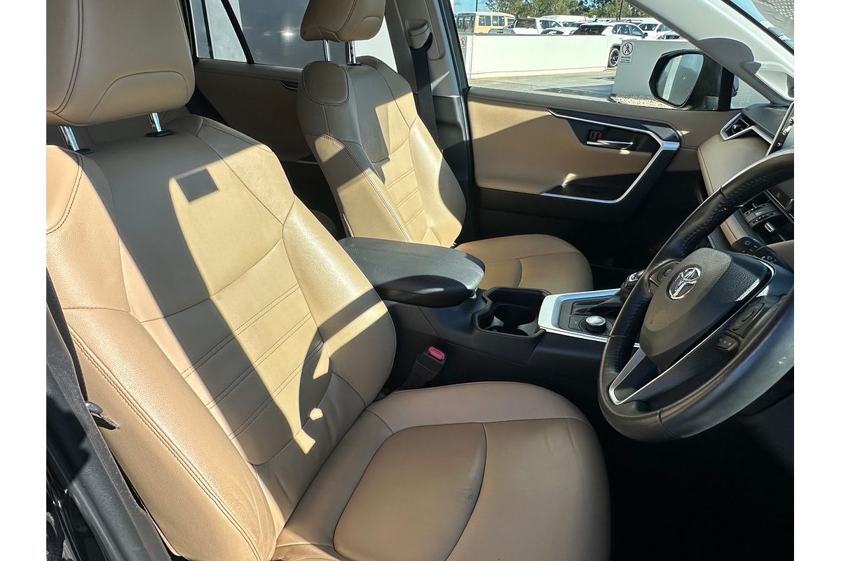 2021 Toyota RAV4 Cruiser AXAH54R
