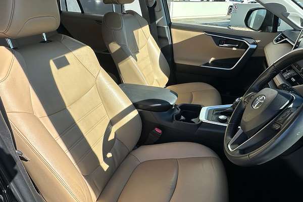 2021 Toyota RAV4 Cruiser AXAH54R