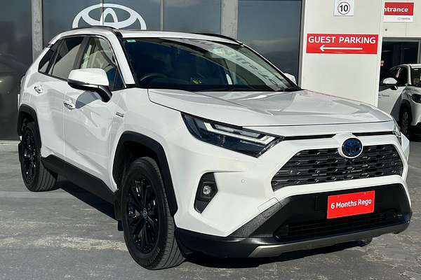 2022 Toyota RAV4 Cruiser AXAH54R