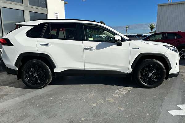 2022 Toyota RAV4 Cruiser AXAH54R