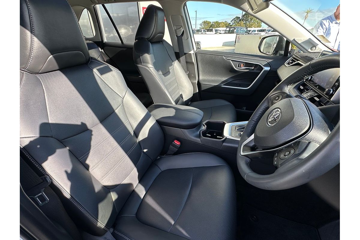2022 Toyota RAV4 Cruiser AXAH54R