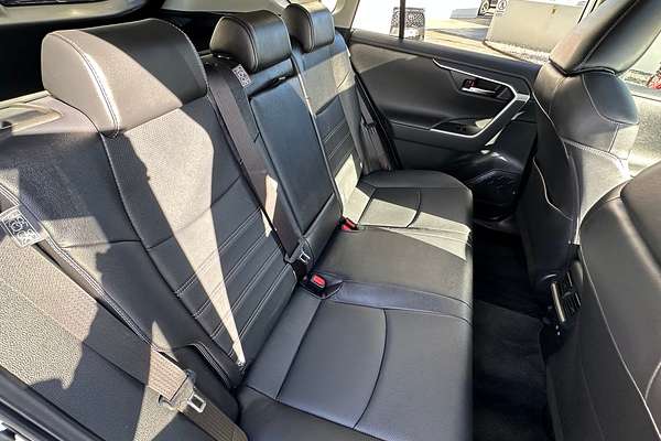 2022 Toyota RAV4 Cruiser AXAH54R