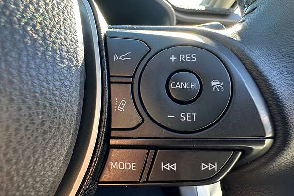 2022 Toyota RAV4 Cruiser AXAH54R