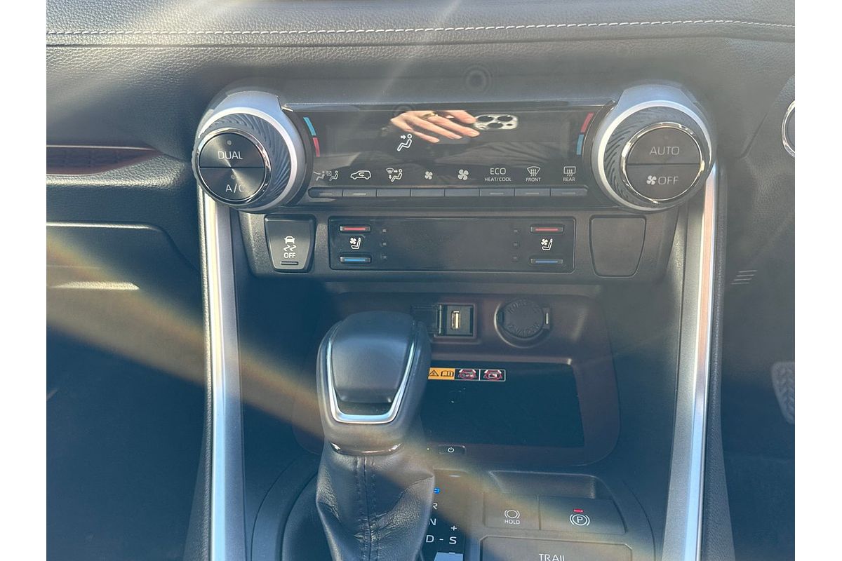 2022 Toyota RAV4 Cruiser AXAH54R