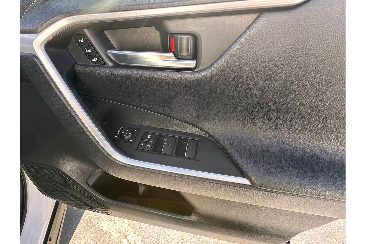 2022 Toyota RAV4 Cruiser AXAH54R