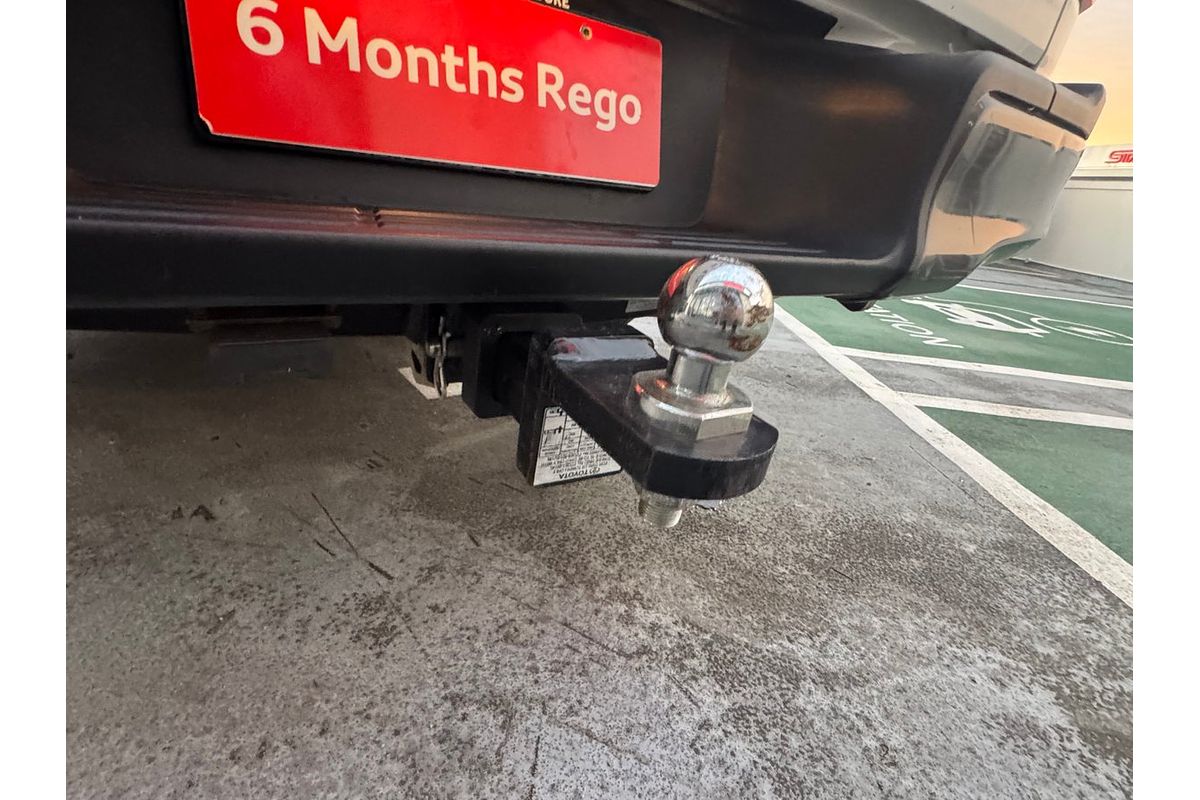 2018 Toyota Hilux Workmate TGN121R Rear Wheel Drive
