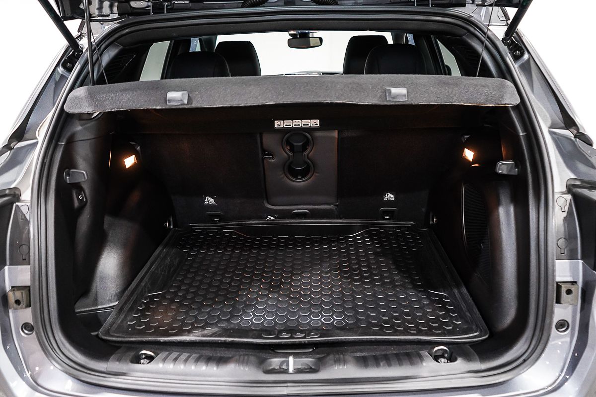 2021 Jeep Compass S-Limited M6