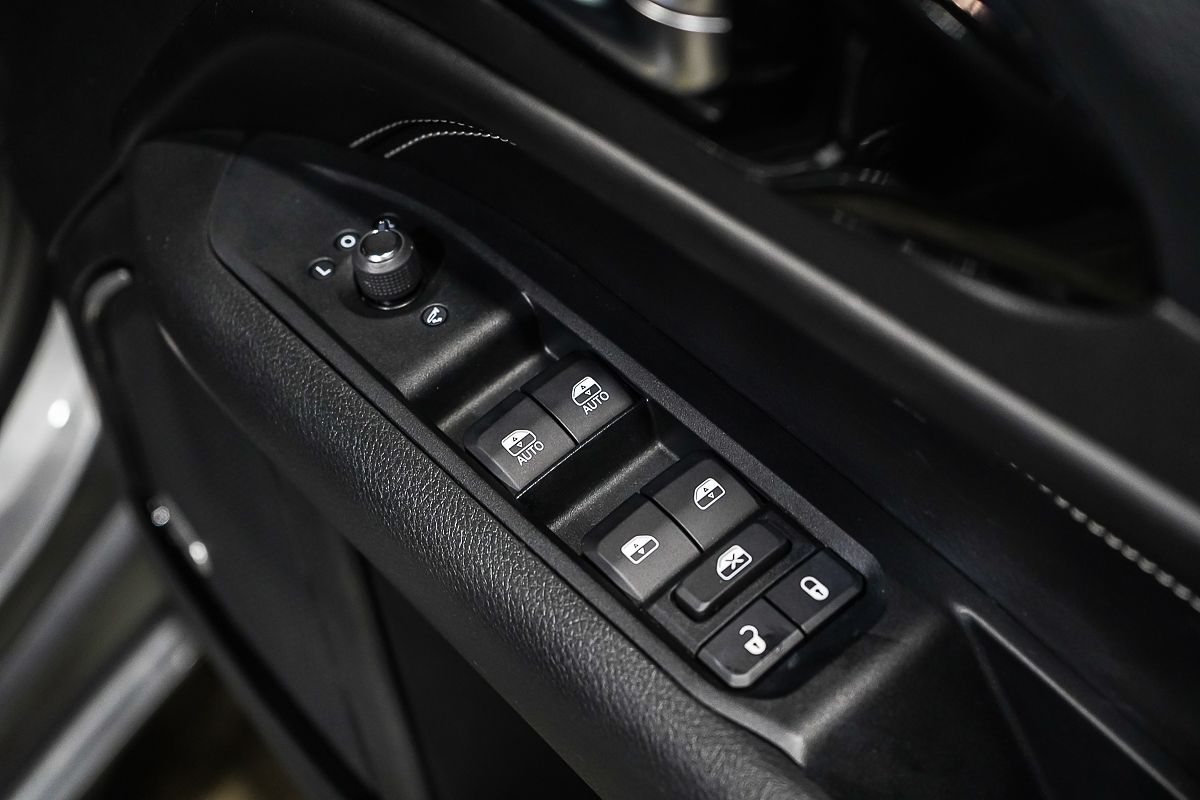 2021 Jeep Compass S-Limited M6