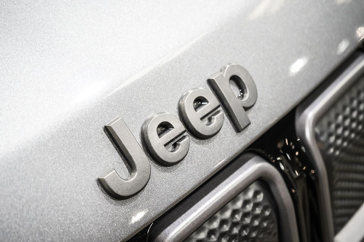 2021 Jeep Compass S-Limited M6