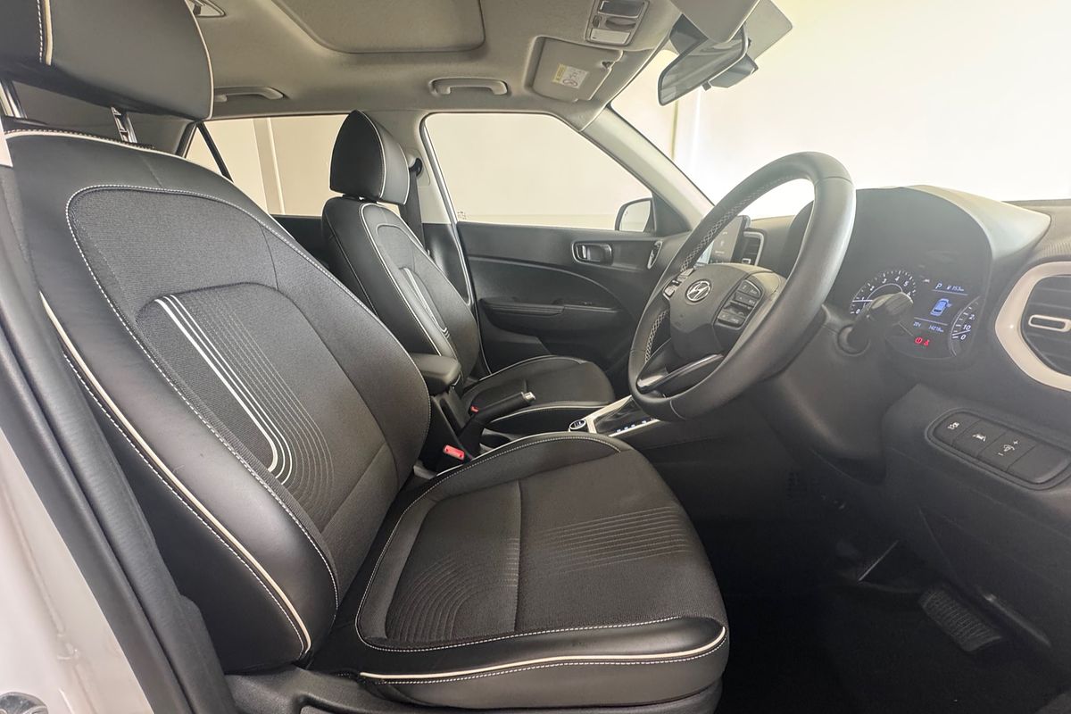2022 Hyundai Venue Elite QX.V4
