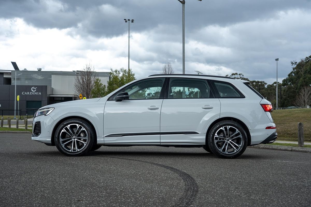 2024 Audi Q7 45 TDI 4M