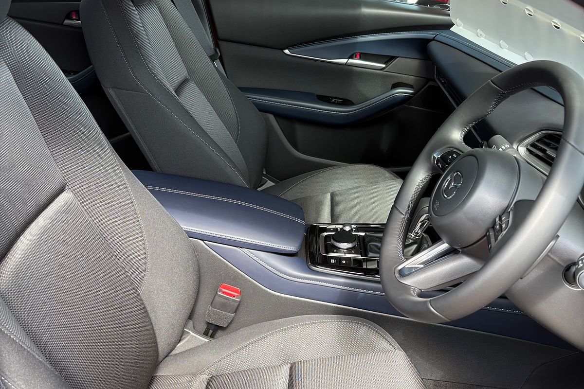 2025 Mazda CX-30 G20 Evolve DM Series