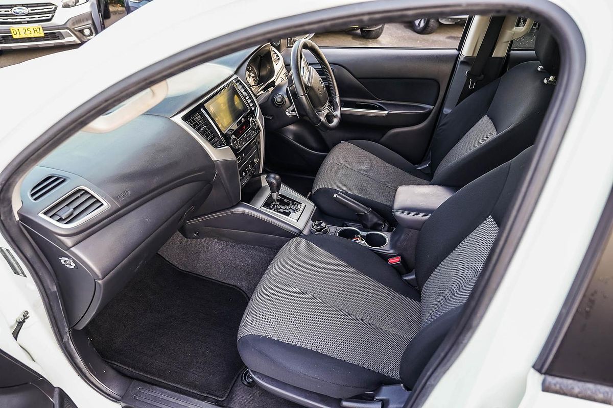 2021 Mitsubishi Triton GLS MR 4X4