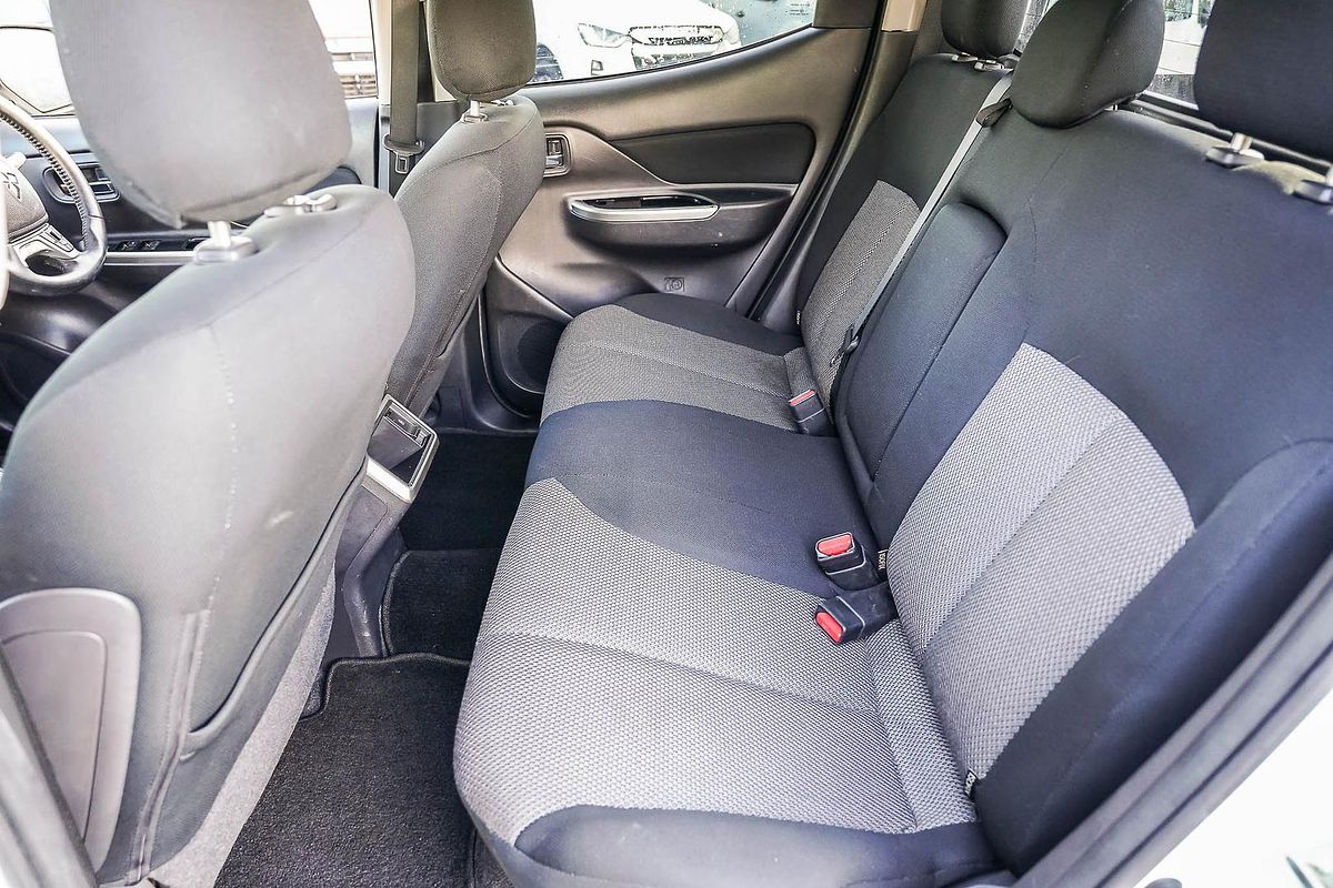 2021 Mitsubishi Triton GLS MR 4X4