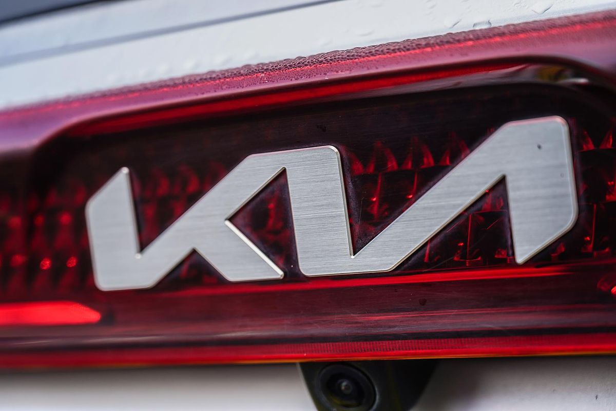 2022 Kia Carnival S KA4