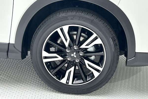 2024 Mitsubishi Eclipse Cross LS YB