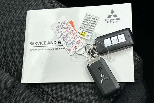 2024 Mitsubishi Eclipse Cross LS YB