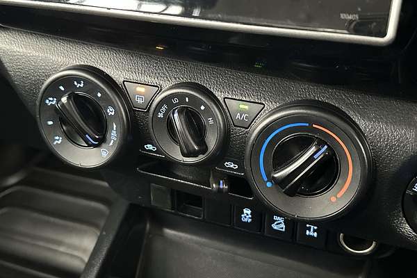 2019 Toyota Hilux SR GUN126R 4X4