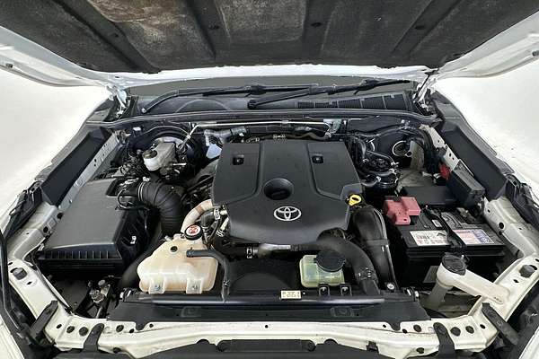 2019 Toyota Hilux SR GUN126R 4X4