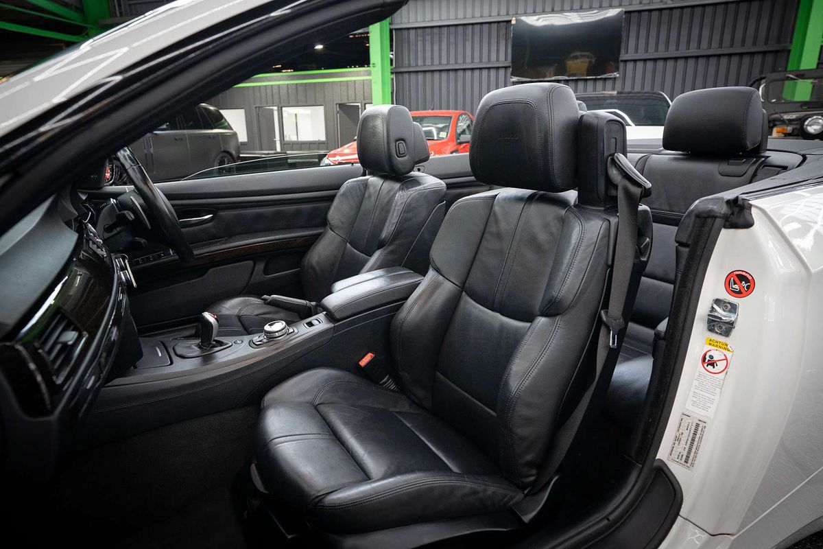 2009 BMW M3 E93