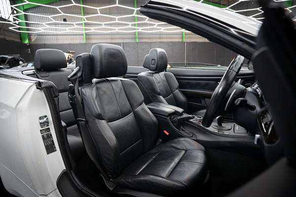 2009 BMW M3 E93