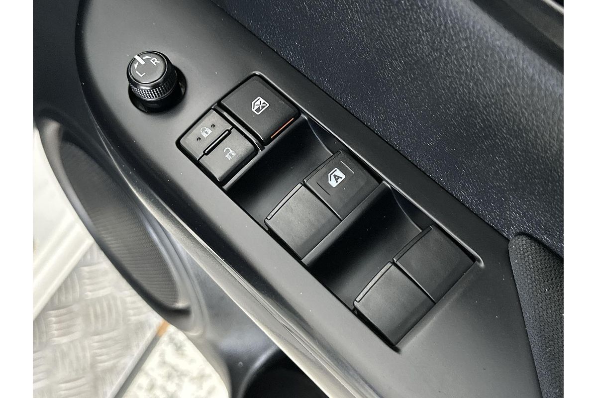 2019 Toyota Hilux Workmate GUN125R 4X4